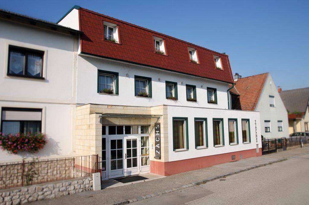 סנט מרגרטן אים בורגנלנד Hotel Zachs מראה חיצוני תמונה