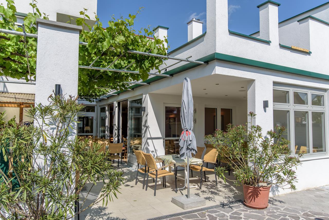סנט מרגרטן אים בורגנלנד Hotel Zachs מראה חיצוני תמונה