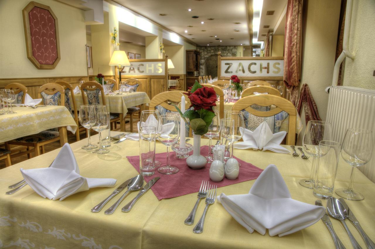 סנט מרגרטן אים בורגנלנד Hotel Zachs מראה חיצוני תמונה