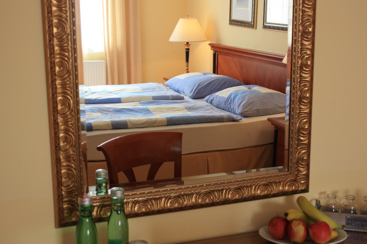 סנט מרגרטן אים בורגנלנד Hotel Zachs מראה חיצוני תמונה