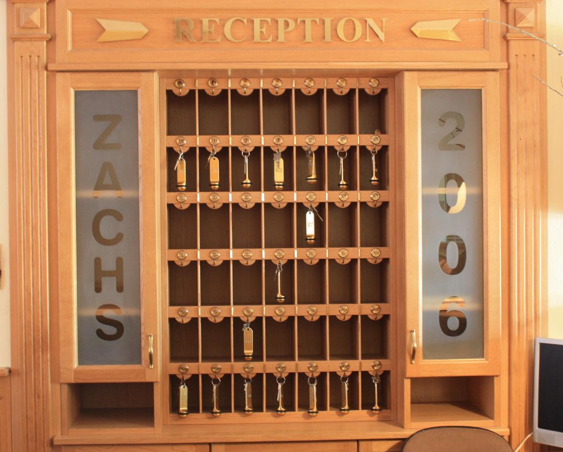 סנט מרגרטן אים בורגנלנד Hotel Zachs מראה חיצוני תמונה